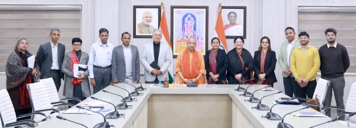 Lucknow: CM योगी ने ‘मिशन कर्मयोगी’ के तहत प्रगति और आगामी कार्ययोजना की समीक्षा की