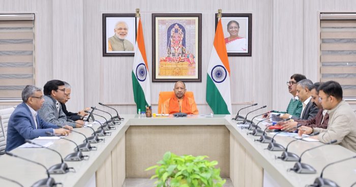 Lucknow: राजधानी के प्रमुख प्रवेश मार्गों पर बनेंगे भव्य सांस्कृतिक प्रवेश द्वार- CM YOGI