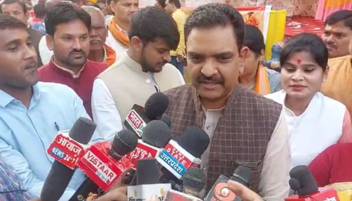 UP News: फर्जी नियुक्तियों पर रोक लगाने की सख्त पहल, आउटसोर्सिंग नियुक्तियों के लिए स्पष्ट शासनादेश जारी करने के निर्देश