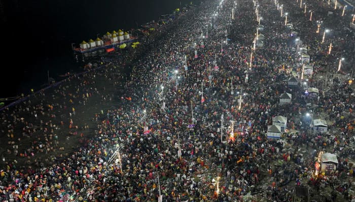 Magh Mela 2026: मौन स्नान में गूंजा सनातन संस्कृति का अद्भुत स्वर