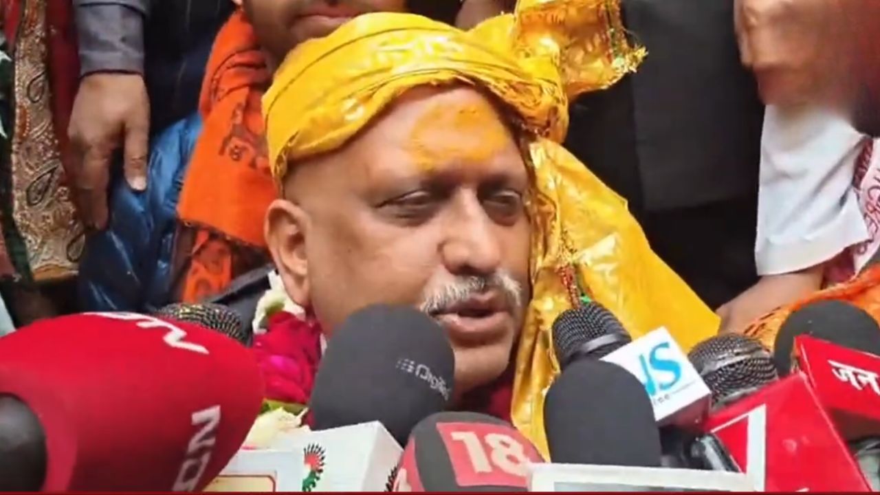 मथुरा पहुंचे यूपी कांग्रेस अध्यक्ष अजय राय, बोले-विकास नहीं, विनाश कर रही है बीजेपी