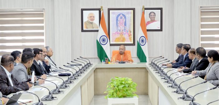 Lucknow: CM ने ‘उत्तर प्रदेश दिवस-2026’ के तैयारियों कि समीक्षा की... ‘एक जनपद-एक व्यंजन’ होगा विशेष आकर्षण