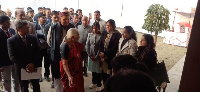 Kanpur: राज्यपाल ने चंद्रशेखर आज़ाद कृषि एवं प्रौद्योगिकी विश्वविद्यालय का किया निरीक्षण, छात्रावासों में रह रही छात्राओं से लिया फीडबैक