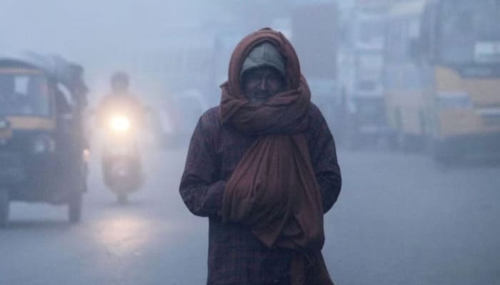 यूपी में मौसम का यू-टर्न: लखनऊ-अयोध्या समेत 9 शहरों में बारिश, 29 जिलों में अलर्ट