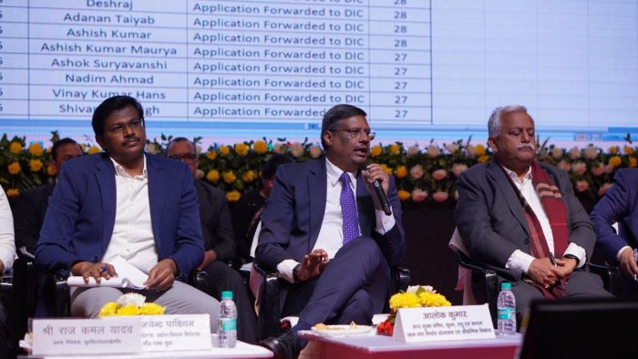 लखनऊ में ‘मुख्यमंत्री युवा उद्यमी विकास अभियान’ की प्रदेश स्तरीय समीक्षा बैठक सम्पन्न