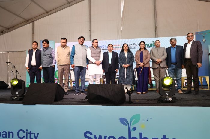 नोएडा स्टेडियम में ‘स्वच्छता मेला’: My Clean City पहल के तहत नागरिकों को स्वच्छता का संदेश