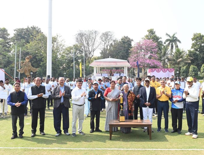 UP News: लखनऊ में प्रथम चांसलर कप क्रिकेट प्रतियोगिता का शुभारंभ, राज्यपाल आनंदीबेन पटेल रहीं मौजूद