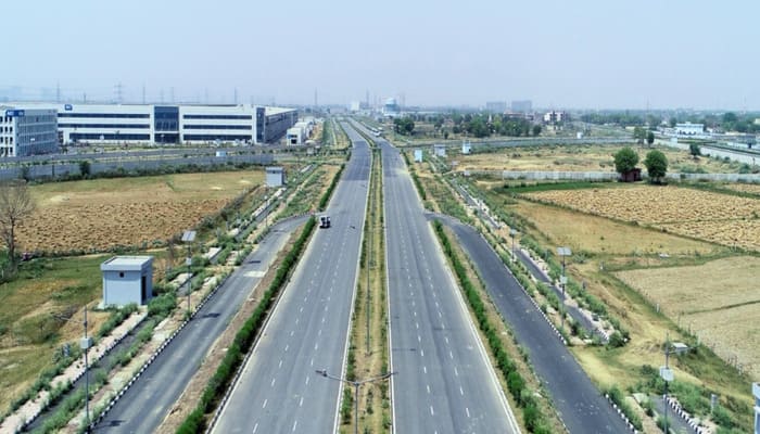 इंटिग्रेटेड टाउनशिप में पहली बार घर खरीदने का मौका, ग्रेटर नोएडा में बनेंगे 10 हजार फ्लैट, जानिए पूरी योजना