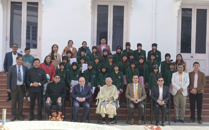 Lucknow: राज्यपाल आनंदीबेन पटेल की प्रेरणा से एचपीवी टीकाकरण अभियान को मिली नई दिशा