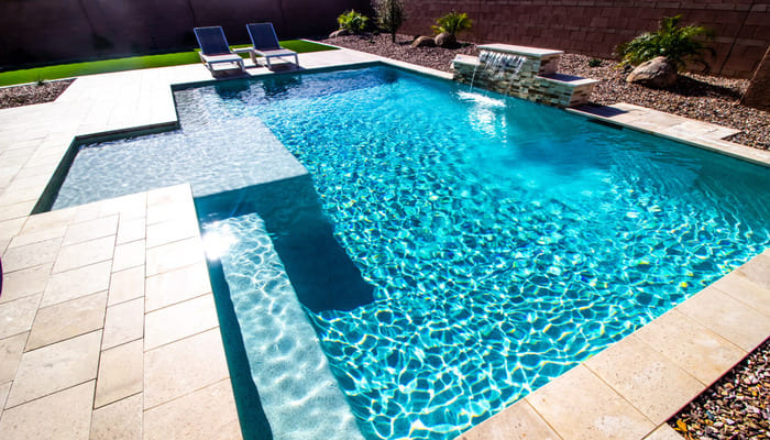 नोएडा में गर्मी से पहले स्विमिंग पूल संचालन पर सख्ती, बिना NOC नहीं खुलेंगे पूल