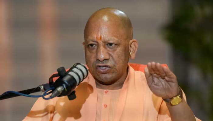 यूपी सरकार का बड़ा फैसला: अफसरों को अब उठाना होगा जनप्रतिनिधियों का फोन