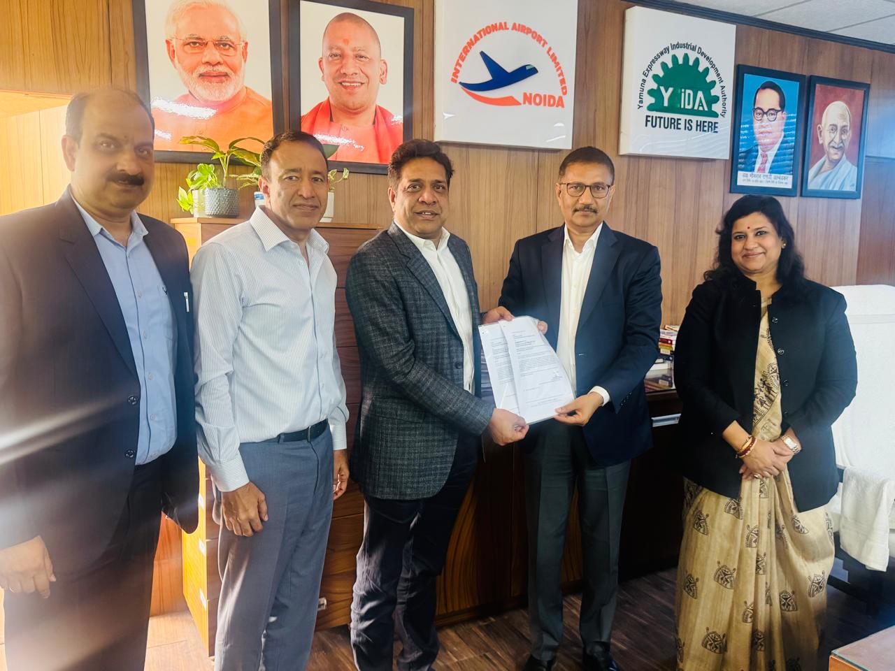 YEIDA में 1 गीगावॉट एआई कंप्यूट हब: एएम ग्रुप और INVEST UP के बीच ऐतिहासिक MoU