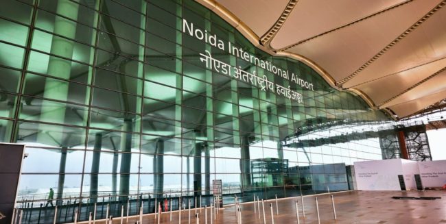 नोएडा इंटरनेशनल एयरपोर्ट, रोड कनेक्टिविटी प्लान