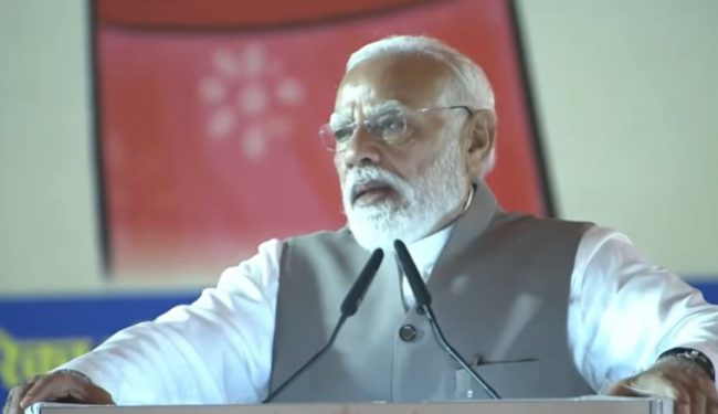 वाराणसी में पीएम मोदी का संबोधन, नारी शक्ति और विकास पर फोकस