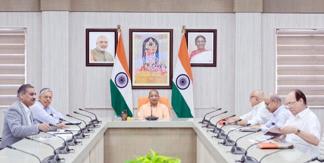 किसानों के लिए फार्मर रजिस्ट्री अनिवार्य, CM योगी ने दिए व्यापक लागू करने के निर्देश