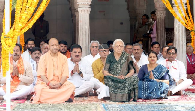 काशी विश्वनाथ धाम में ‘सोमनाथ स्वाभिमान पर्व’ का भव्य आयोजन, CM योगी व राज्यपाल शामिल