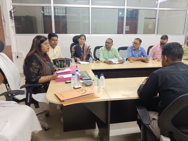 स्कूली वाहनों पर सख्ती, बिना फिटनेस-परमिट वाहनों पर होगी कार्रवाई