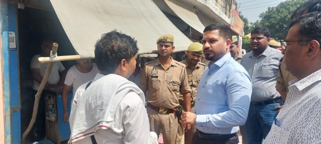 जनगणना कार्य का डीएम ने लिया जायजा, मकान सूचीकरण की समीक्षा