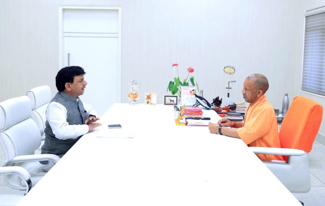 मंत्री कपिल देव अग्रवाल के प्रयास सफल, ग्राम प्रधानों को मिला 6 माह का विस्तार