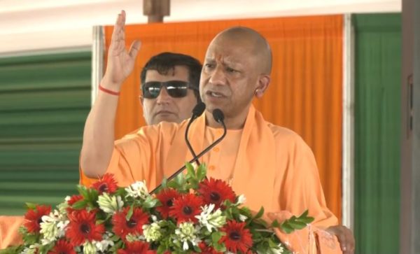 विकास परियोजनाओं की सौगात, CM योगी बोले- अब लखनऊ जैसा विकास उन्नाव में भी होगा