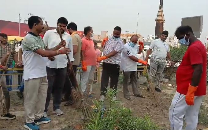 CM योगी के जन्मोत्सव और पर्यावरण दिवस से पहले गोरखपुर में स्वच्छता अभियान, 5 लाख पौधे लगाने का लक्ष्य