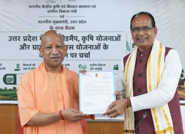 केंद्रीय कृषि मंत्री शिवराज सिंह चौहान ने लखनऊ में मुख्यमंत्री योगी आदित्यनाथ से की मुलाकात, किसानों और गरीब परिवारों को मिली बड़ी सौगात