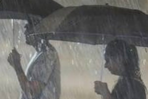 यूपी में मानसून की दस्तक, 66 जिलों में गरज-चमक और वज्रपात का अलर्ट