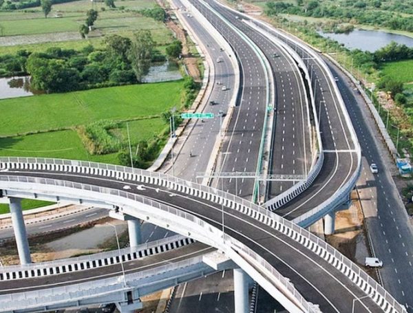 संभल में कल्कि धाम को गंगा एक्सप्रेसवे से जोड़ने की तैयारी, फोरलेन सड़क के लिए चिन्हांकन शुरू