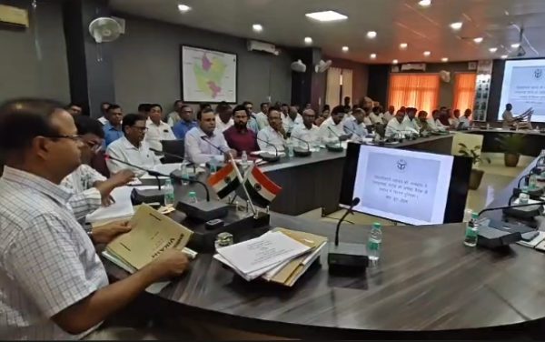 IGRS रैंकिंग में आजमगढ़ को प्रदेश में 53वां स्थान, सगड़ी बनी जिले की सबसे बेहतर तहसील