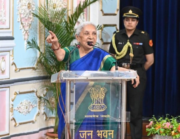 उत्तर प्रदेश आम महोत्सव-2026: आम उत्पादकों और निर्यातकों के बीच संवाद, राज्यपाल ने दिए अहम निर्देश
