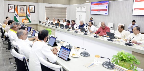 UP Cabinet Decision: योगी सरकार की रानी लक्ष्मीबाई स्कूटी योजना को मंजूरी, मेधावी छात्राओं को मिलेगी मुफ्त स्कूटी