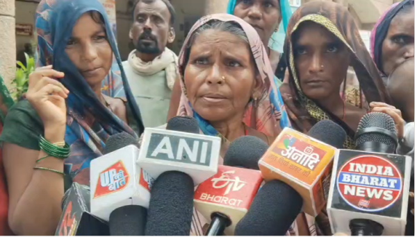 केन नदी का कटान बना काल, रेखा गांव में घर-आंगन निगल रही नदी