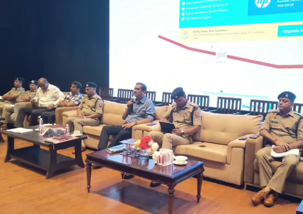 हरियाली तीज पर मथुरा में 50 लाख श्रद्धालुओं की संभावना, 4 सुपर जोन और 18 सेक्टर में सुरक्षा व्यवस्था