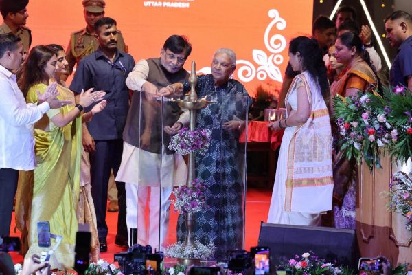 मॉनसून फेस्टिवल-2026 में दिखी भारत की सांस्कृतिक विविधता, राज्यपाल आनंदीबेन पटेल ने किया सांस्कृतिक परेड का शुभारंभ