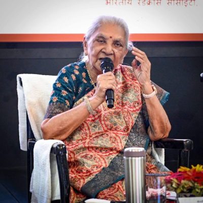 लखनऊ: राज्यपाल आनंदीबेन पटेल की अध्यक्षता में रेडक्रॉस की वार्षिक बैठक, सेवा कार्यों को विस्तार देने पर जोर
