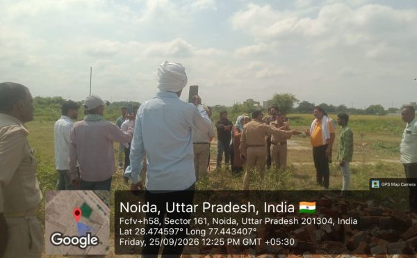 नोएडा सेक्टर-161 में अवैध निर्माण पर चला बुलडोजर, 1200 वर्ग मीटर जमीन कराई गई कब्जामुक्त