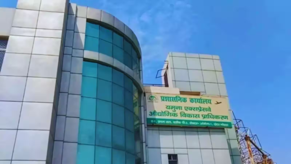 टप्पल में यमुना प्राधिकरण की बड़ी कार्रवाई, 30 हेक्टेयर जमीन अतिक्रमण मुक्त