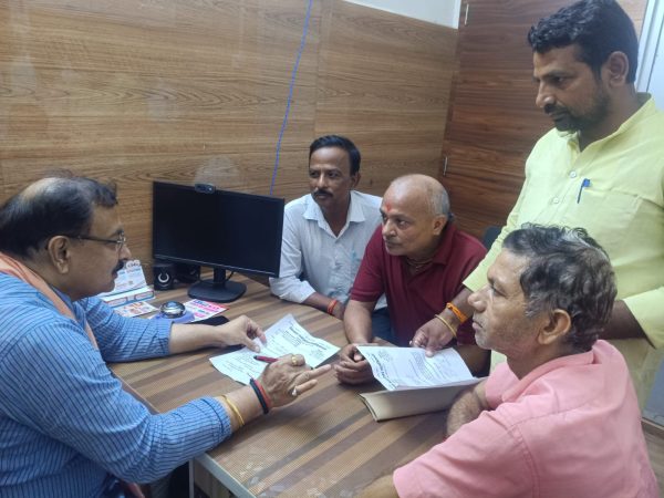 कुशीनगर में विकास को लेकर विधायक डॉ. असीम राय से अहम मुलाकात, शिक्षा और मंडी समिति पर चर्चा