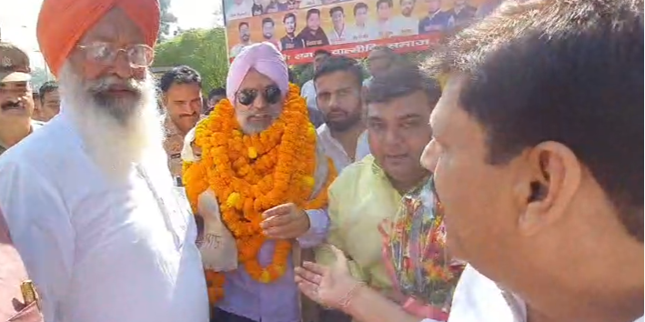 MLC Election Result: एमएलसी चुनाव में हरि सिंह ढिल्लों की जीत से भाजपा कार्यकर्ताओं में खुशी का माहौल, गेस्ट हाउस में हुआ स्वागत