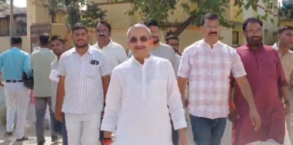 बैलेट पेपर से चुनाव पर विजय मिश्रा का तंज, बोले- अब EVM को दोष देने का बहाना नहीं मिलेगा, 2027 में योगी की हैट्रिक तय
