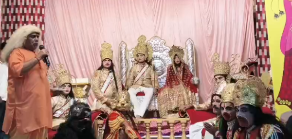 Karnailganj Ramleela: करनैलगंज की ऐतिहासिक रामलीला का हुआ समापन, श्रीराम के राज्याभिषेक पर गूंजे जयकारे