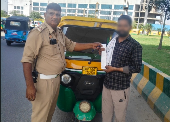 गौतमबुद्धनगर में ट्रैफिक पुलिस की बड़ी कार्रवाई, 3287 वाहनों के ई-चालान