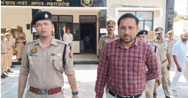 Maharajganj MLC Election: महराजगंज में एमएलसी चुनाव को लेकर प्रशासन हुई अलर्ट, DM-SP ने फरेंदा ब्लॉक के पोलिंग बूथ का किया निरीक्षण