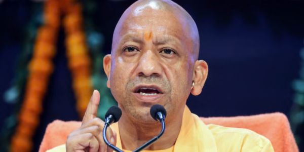 योगी सरकार का बड़ा प्रशासनिक बदलाव, कई वरिष्ठ अधिकारियों को मिली नई जिम्मेदारी