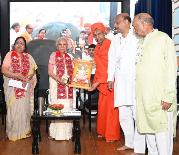 लखनऊ में क्षमावाणी पर्व एवं त्यागी व्रती सम्मान समारोह, राज्यपाल आनंदीबेन पटेल ने दिया क्षमा और संयम का संदेश