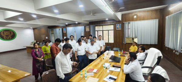 गौतमबुद्धनगर में संपूर्ण समाधान दिवस, 222 शिकायतें पहुंचीं अधिकारियों के पास