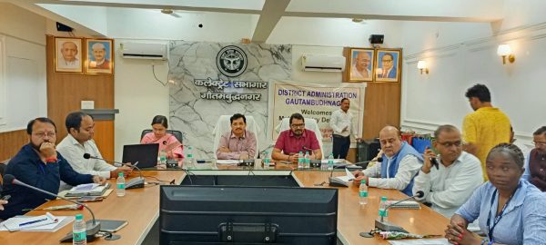 विदेशी सिविल सेवकों ने समझी गौतमबुद्धनगर की प्रशासनिक व्यवस्था, ई-गवर्नेंस और विकास मॉडल पर हुई चर्चा