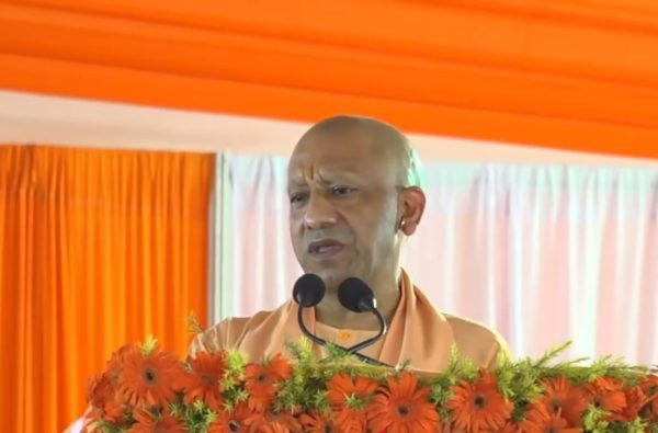 माफिया और अपराधियों को संरक्षण देने वालों पर बरसे मुख्यमंत्री, बेटियों से खिलवाड़ करने वालों को जेल या जहन्नुम की चेतावनी