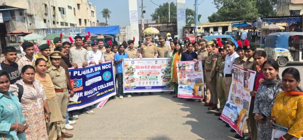 मिशन शक्ति अभियान 6.0: गौतमबुद्धनगर पुलिस ने NCC कैडेट्स को यातायात नियमों और महिला सुरक्षा के प्रति किया जागरूक