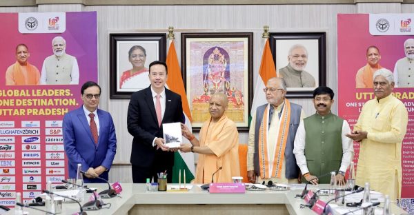 यूपी में निवेश बढ़ाने की तैयारी तेज, CM योगी से मिले सिंगापुर के 14 सदस्यीय कारोबारी प्रतिनिधिमंडल